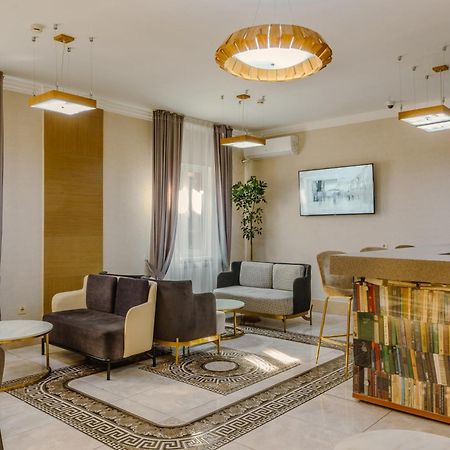 Infinity Plaza Hotel Atiraw Buitenkant foto